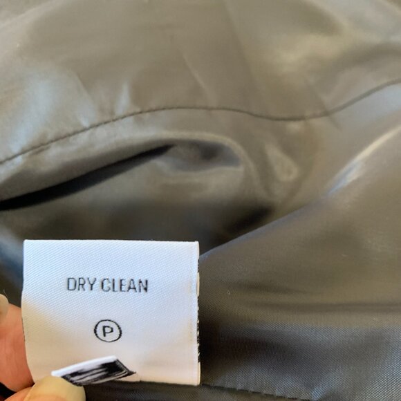 Calvin Klein Blazer Grey/Charcoal. One Button. Two Pockets. Women. Size 14P. - Picture 11 of 12